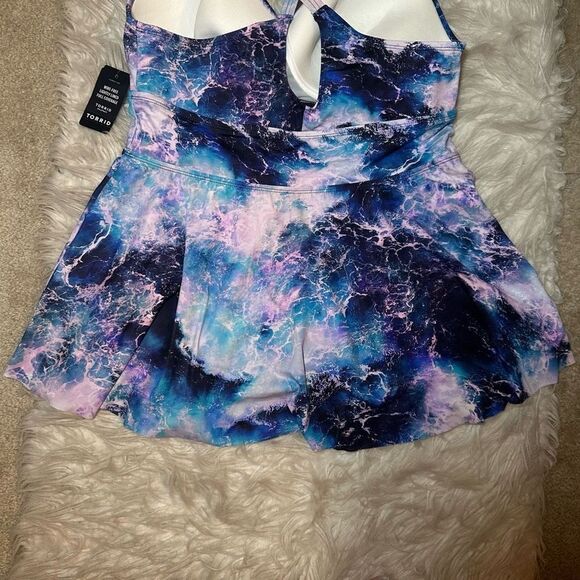 Torrid Wire-Free Racerback Tankini Top - Picture 9 of 10